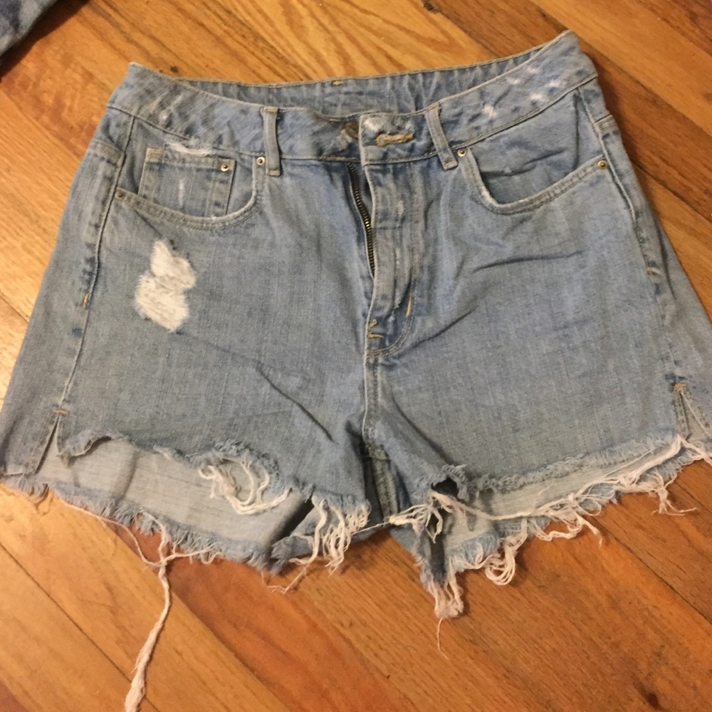 H&M high waisted denim shorts